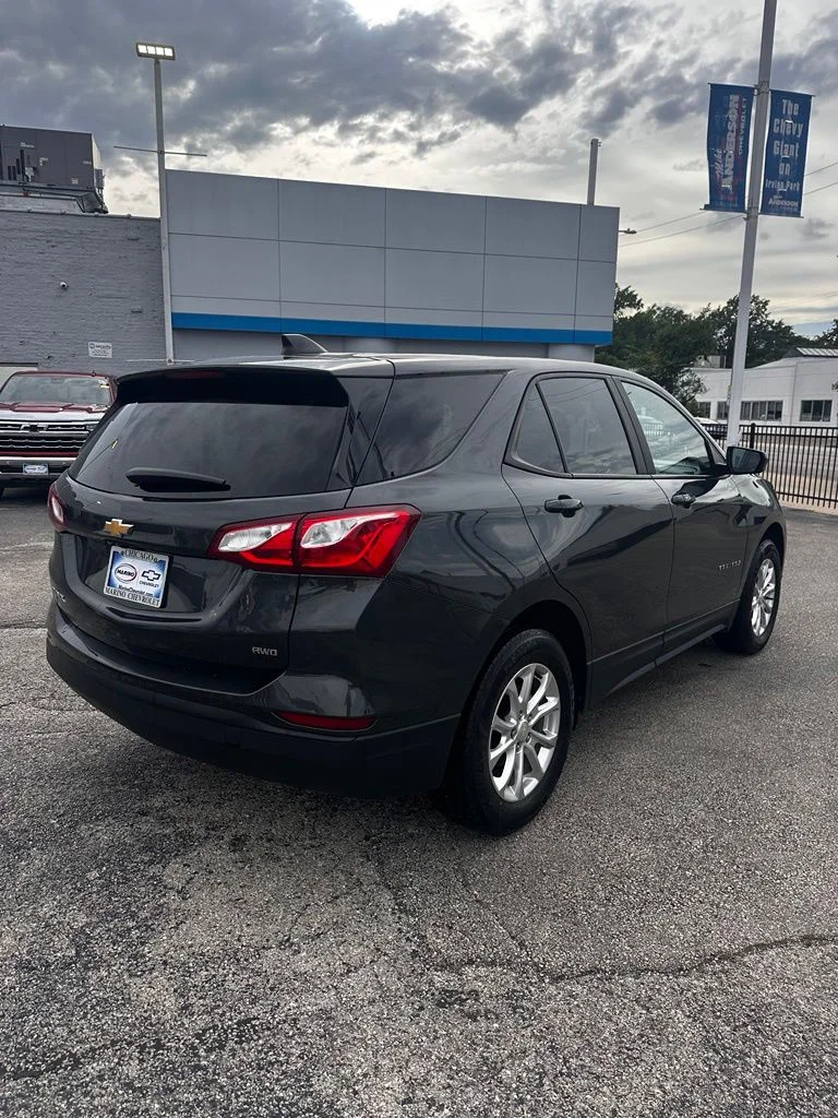 Used 2021 Gray Chevrolet LS image 4