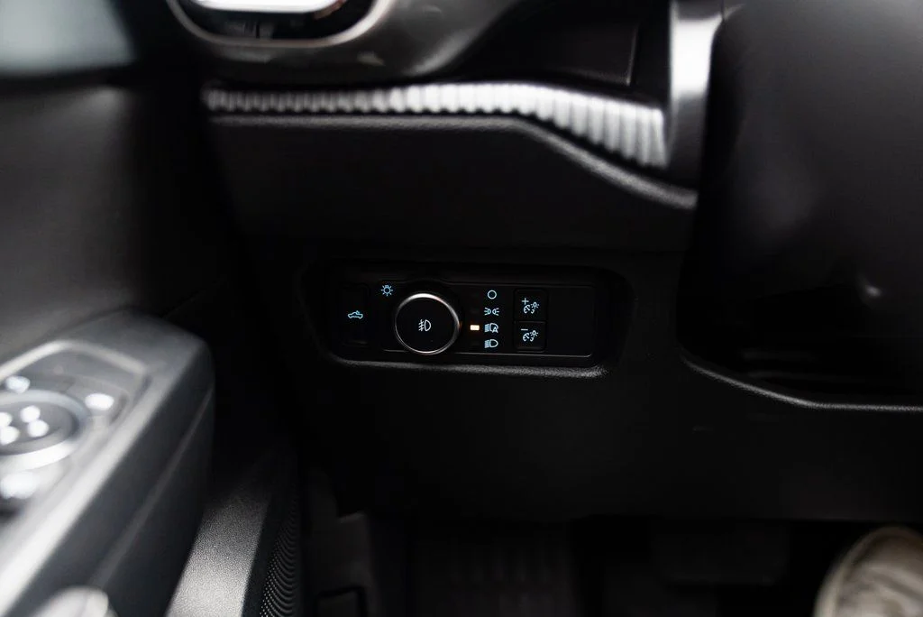 Used 2024 White Ford Lariat image 13