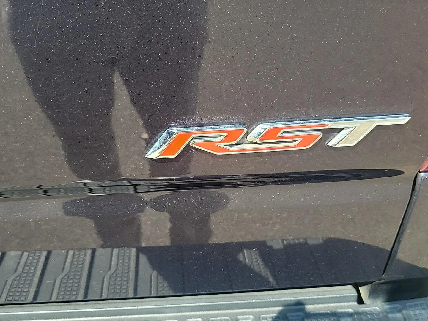 Used 2022 Dark Ash Metallic Chevrolet RST image 17