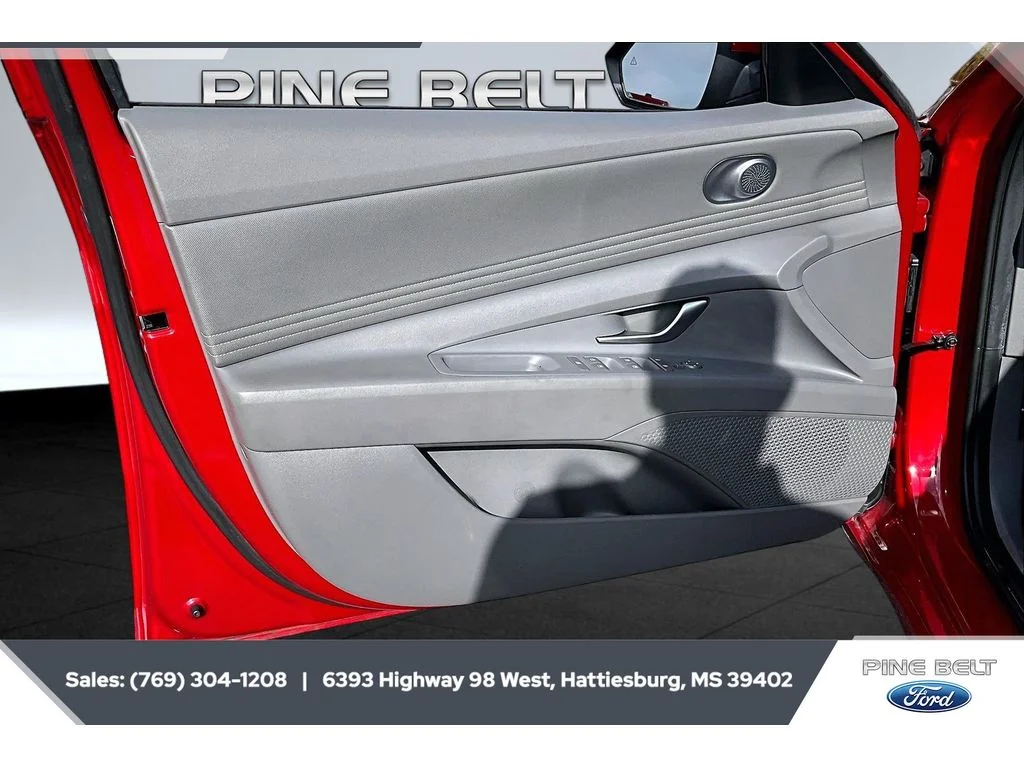 Used 2023 Scarlet Red Pearl Hyundai SEL image 17