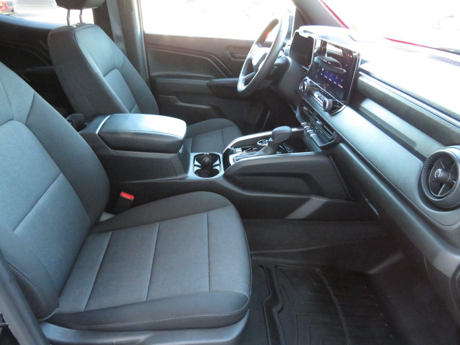 Used 2025 Black Chevrolet 4WD Trail Boss image 22