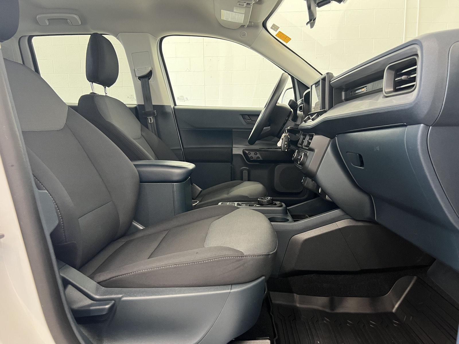 Used 2024 Oxford White Ford XL image 28