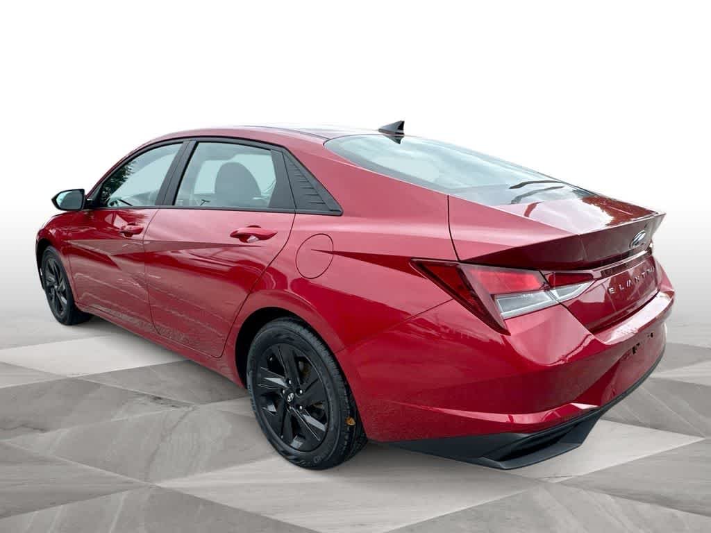 Used 2023 Scarlet Red Pearl Hyundai SEL image 6