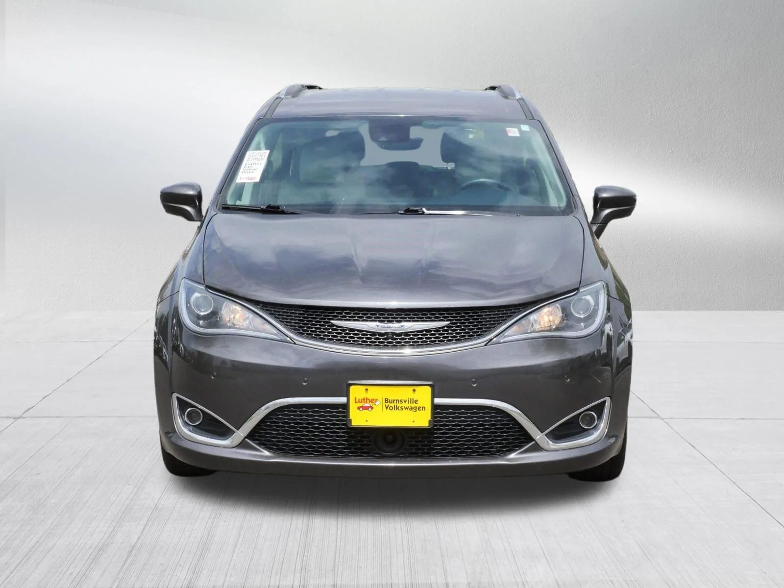 Used 2018 Chrysler Pacifica Touring L Plus with VIN 2C4RC1EG1JR350254 for sale in Burnsville, Minnesota