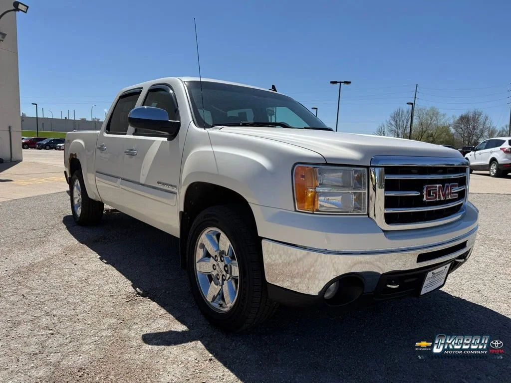 2013 GMC Sierra 4WD Crew Cab SLT SWB's photo