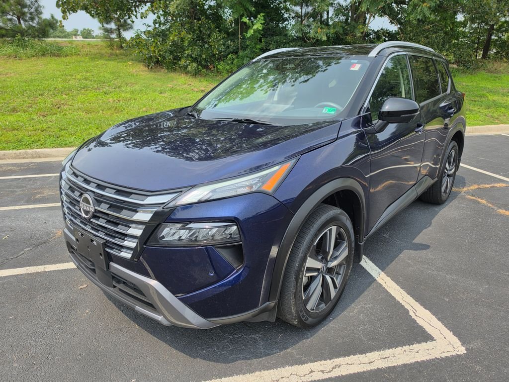 Used 2024 Blue Nissan SL image 2