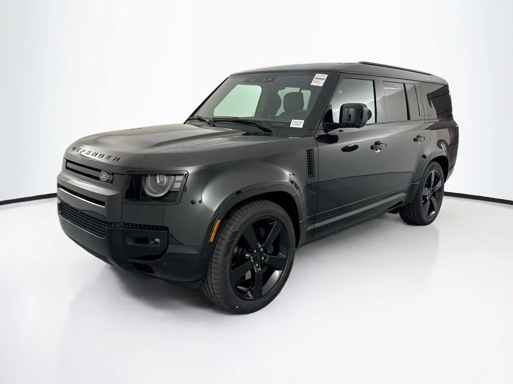 New 2026 Santorini Black Land Rover X-Dynamic SE image 1