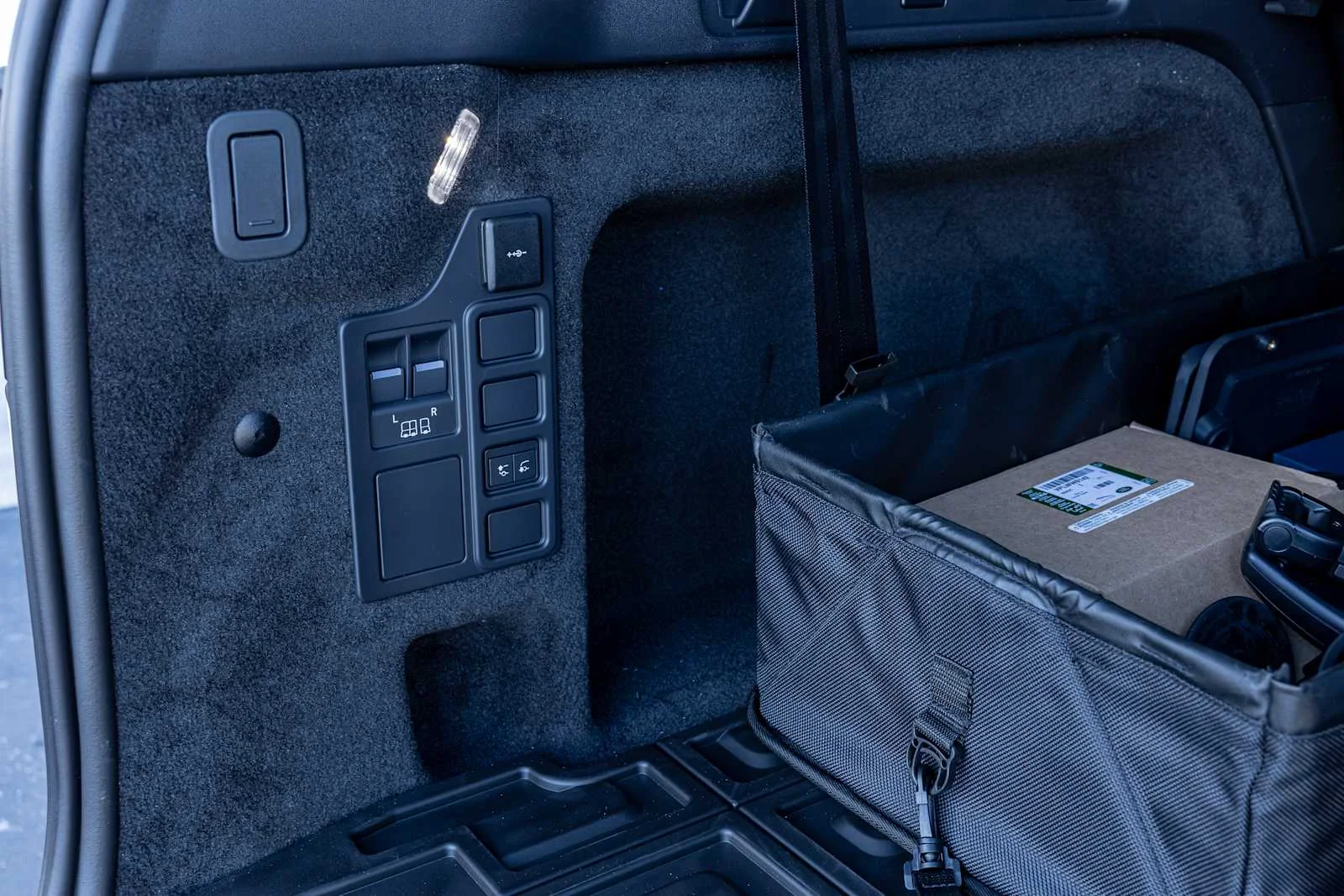 2026 Land Rover Discovery S - Photo 36