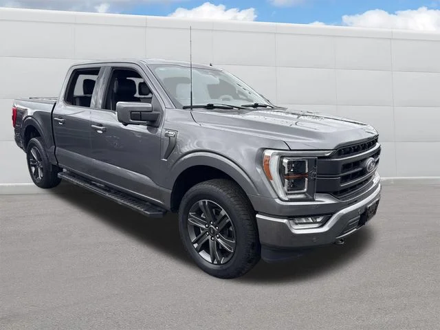 Used 2023 Gray Ford Lariat image 9