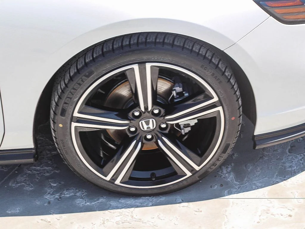 2024 Honda Accord Hybrid Sport - Photo 10