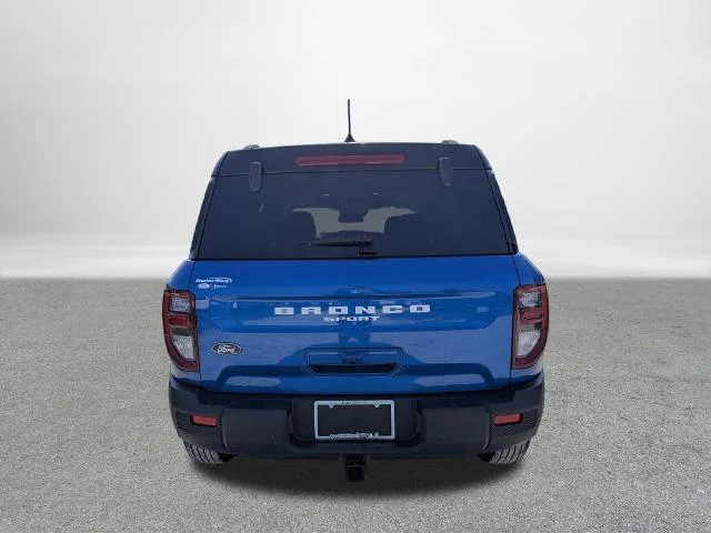 New 2026 Velocity Blue Metallic Ford Outer Banks® image 32