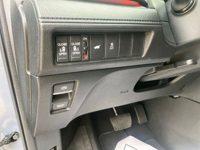 Certified Used 2025 Modern Steel Metallic Honda Sport-L image 15