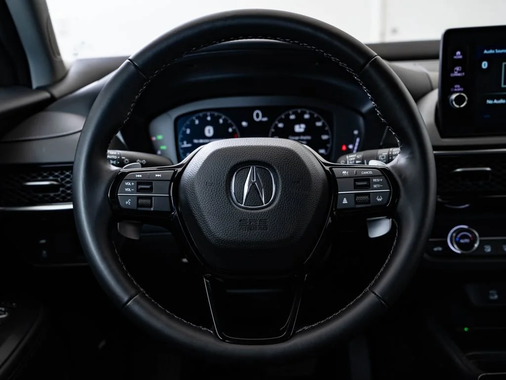 Used 2025 Platinum White Pearl Acura  image 40