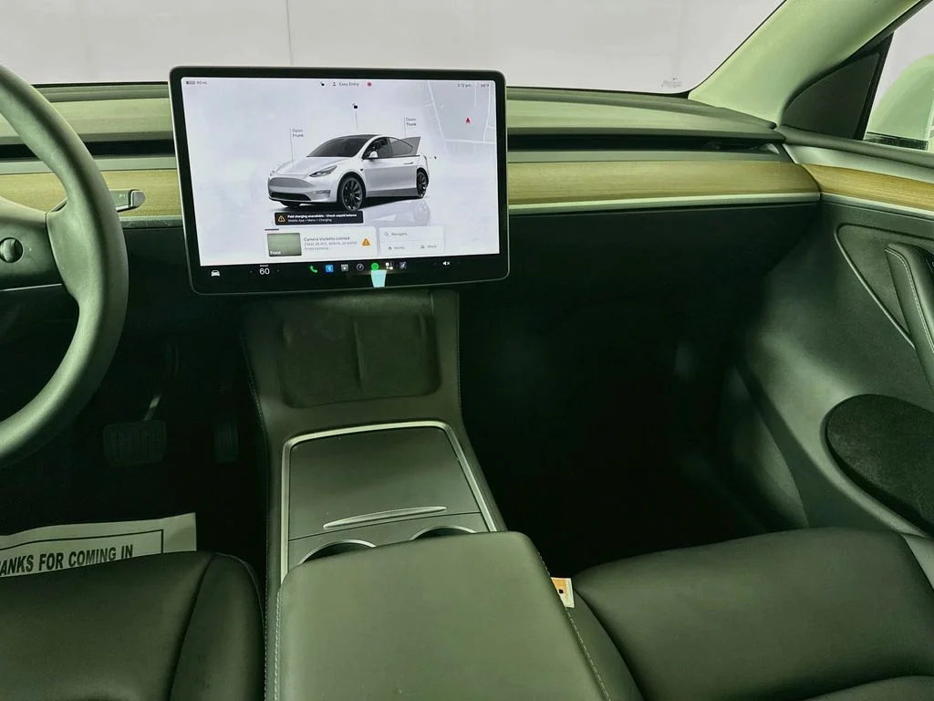 Used 2023 White Tesla Long Range image 26