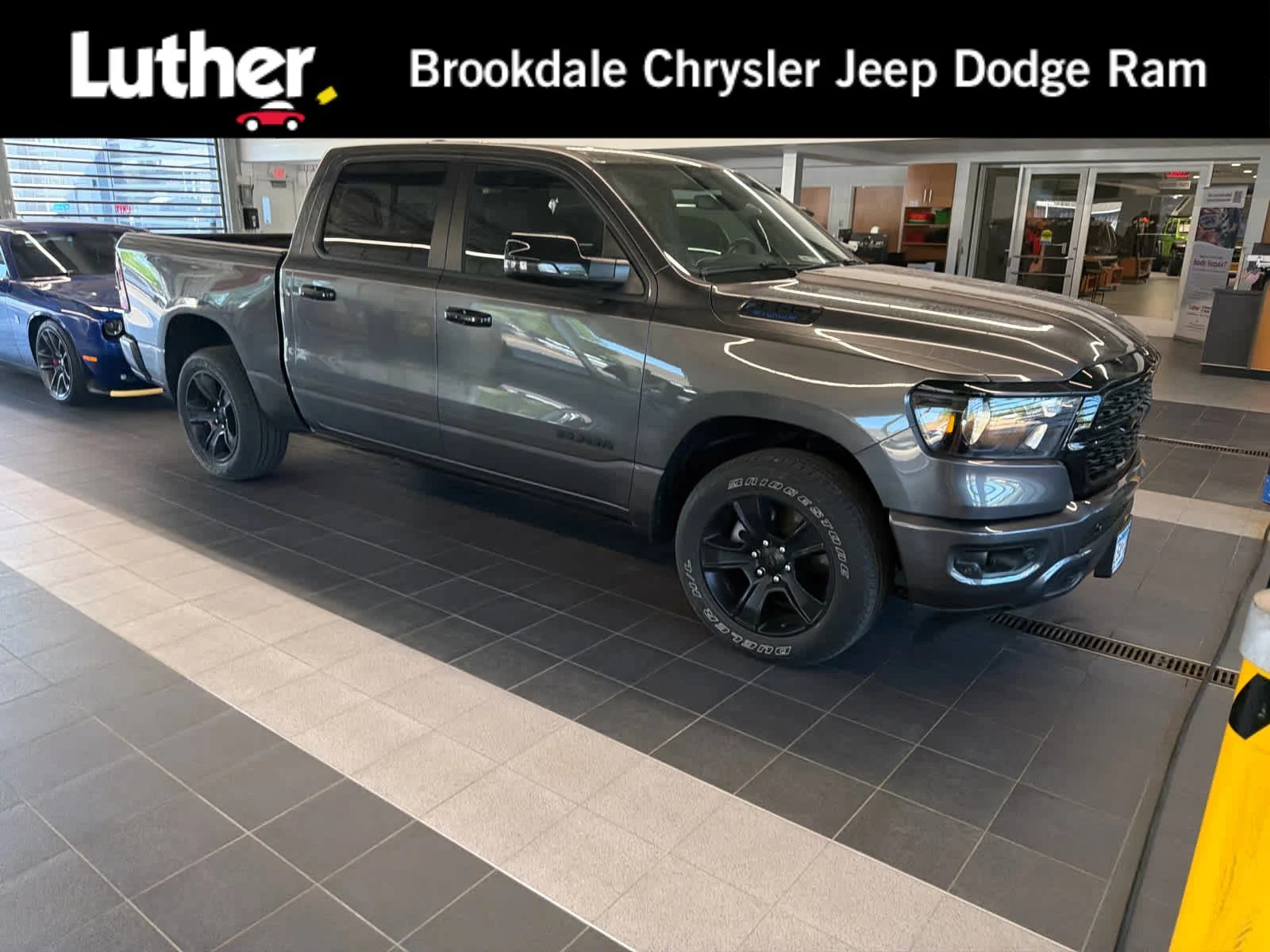 2024 RAM 1500 Big Horn/Lone Star 4x4 Crew Cab 5'7's photo