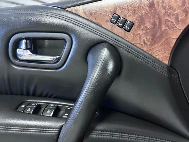 Used 2022 Gray Nissan SL image 21