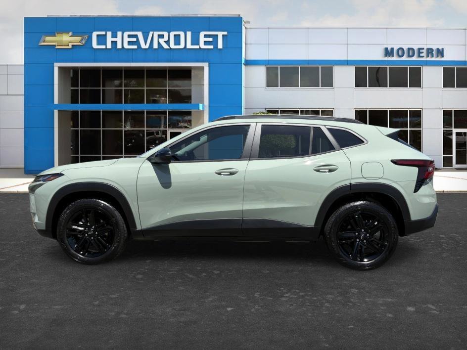 Used 2026 Cacti Green Chevrolet ACTIV image 2