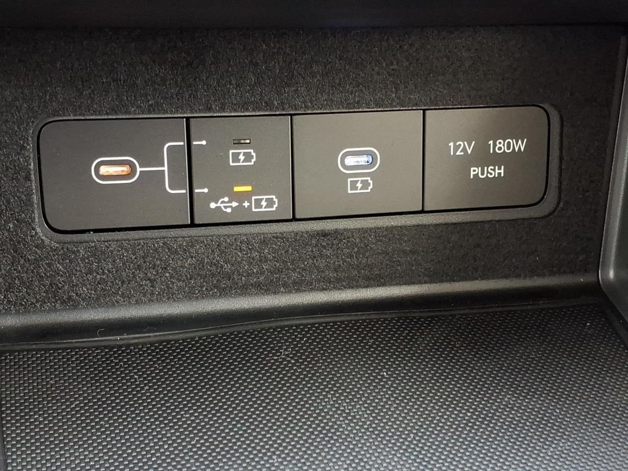 New 2026 Carbon Blue Hyundai SE image 21