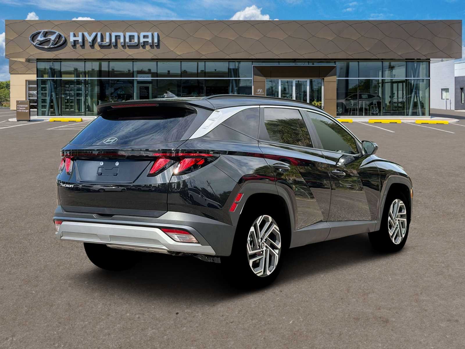 Used 2026 Phantom Black Hyundai SEL Plus image 7