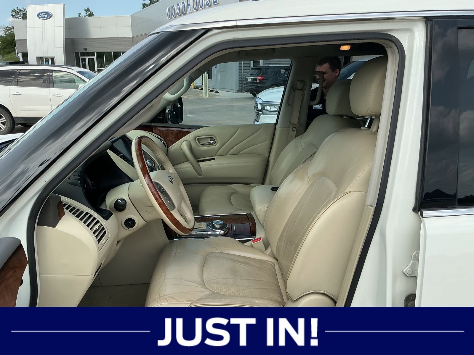 2016 INFINITI QX80 AWD's photo