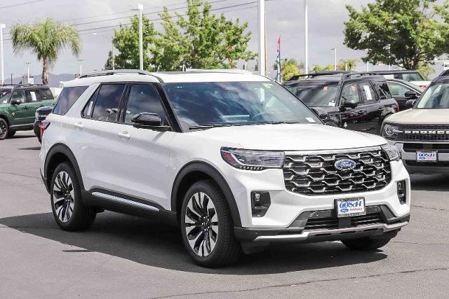 New 2026 Star White Metallic Tri-Coat Ford Platinum™ image 32