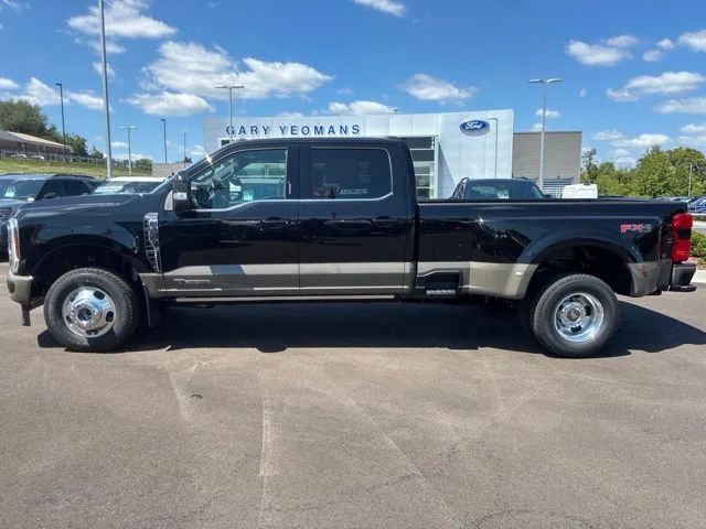 New 2026 Agate Black Metallic Ford F-350® King Ranch® image 2