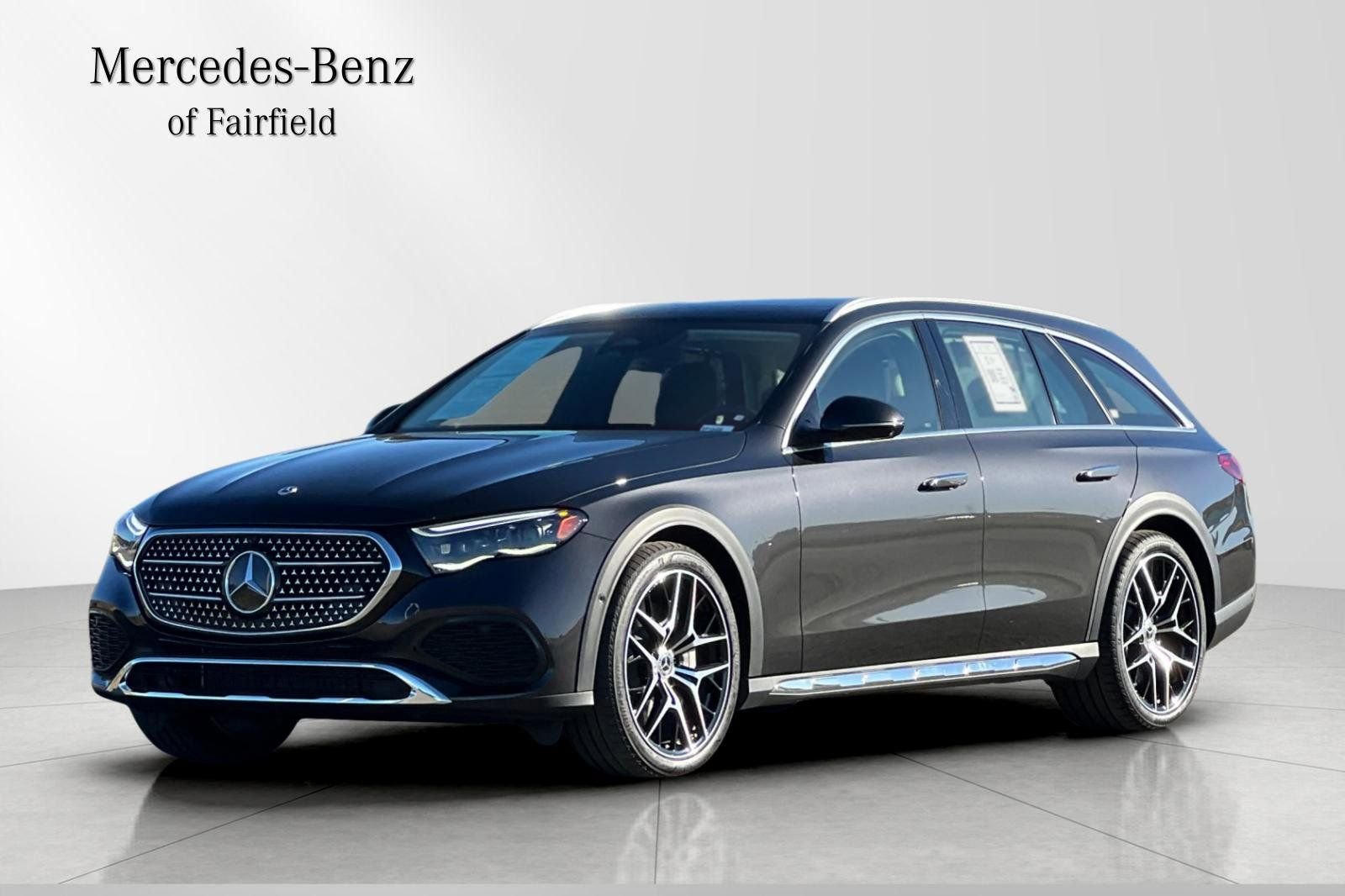 2025 Mercedes-Benz E-Class E450 4MATIC All-Terrain's photo