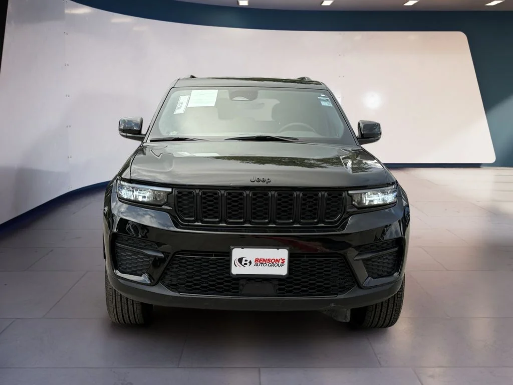 2025 Jeep Grand Cherokee Altitude - Photo 8
