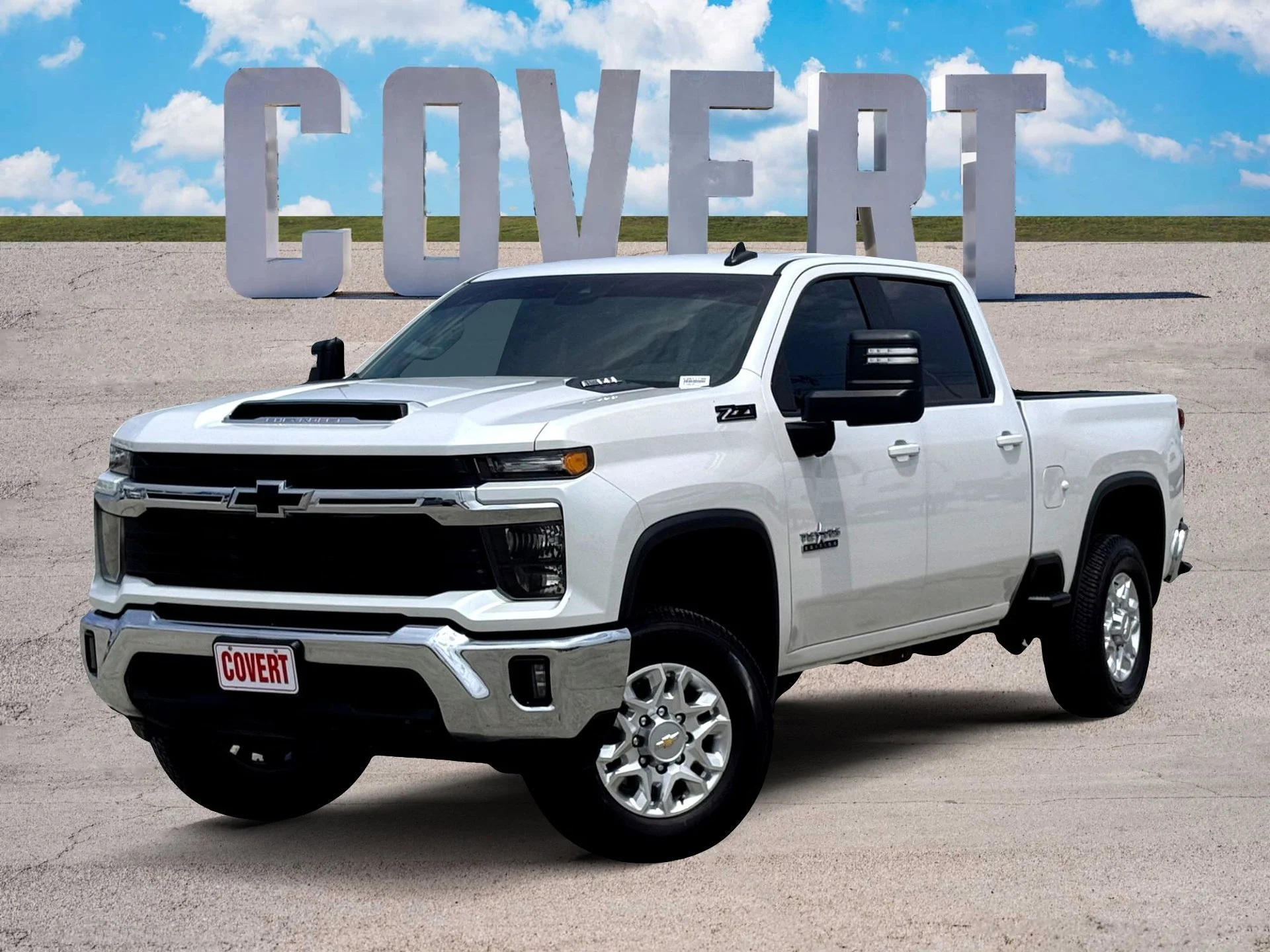 Used 2024 Iridescent Pearl Tricoat Chevrolet LT image 1