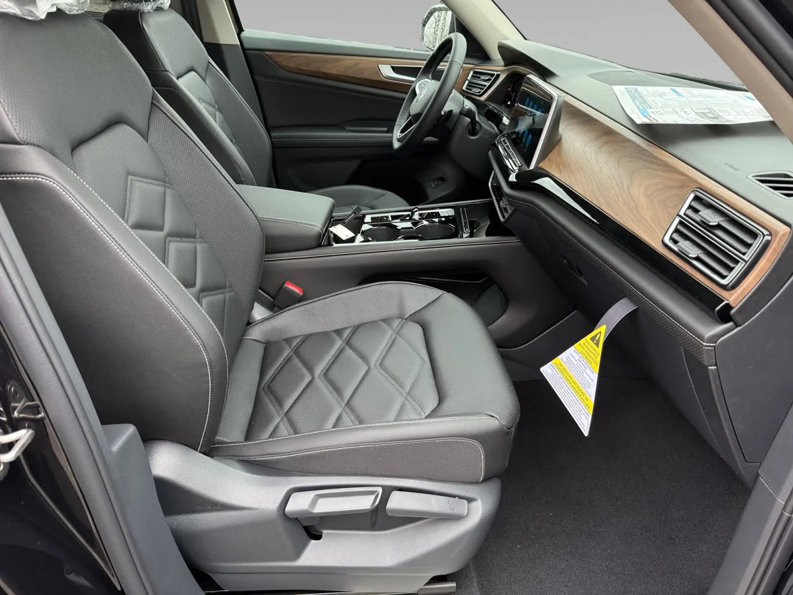 2026 Volkswagen Atlas SE w/Tech - Photo 9