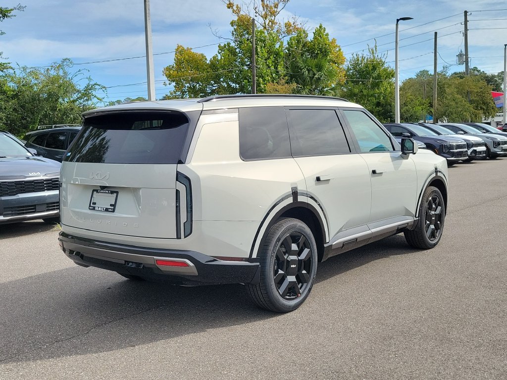 New 2027 Ivory Silver Kia SX image 6
