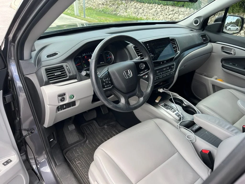 Used 2022 Modern Steel Metallic Honda EX-L image 10