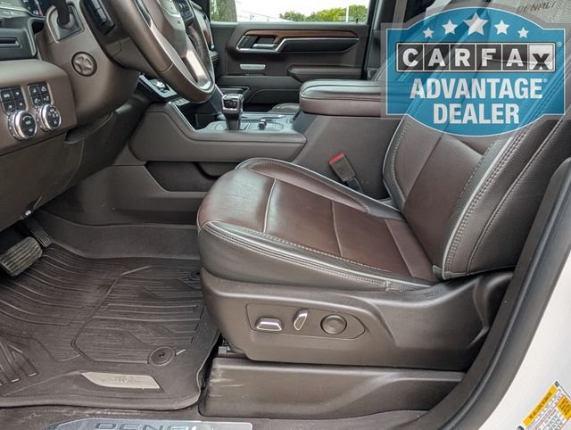 Used 2023 WHITE FROST TRICOAT GMC Denali image 18