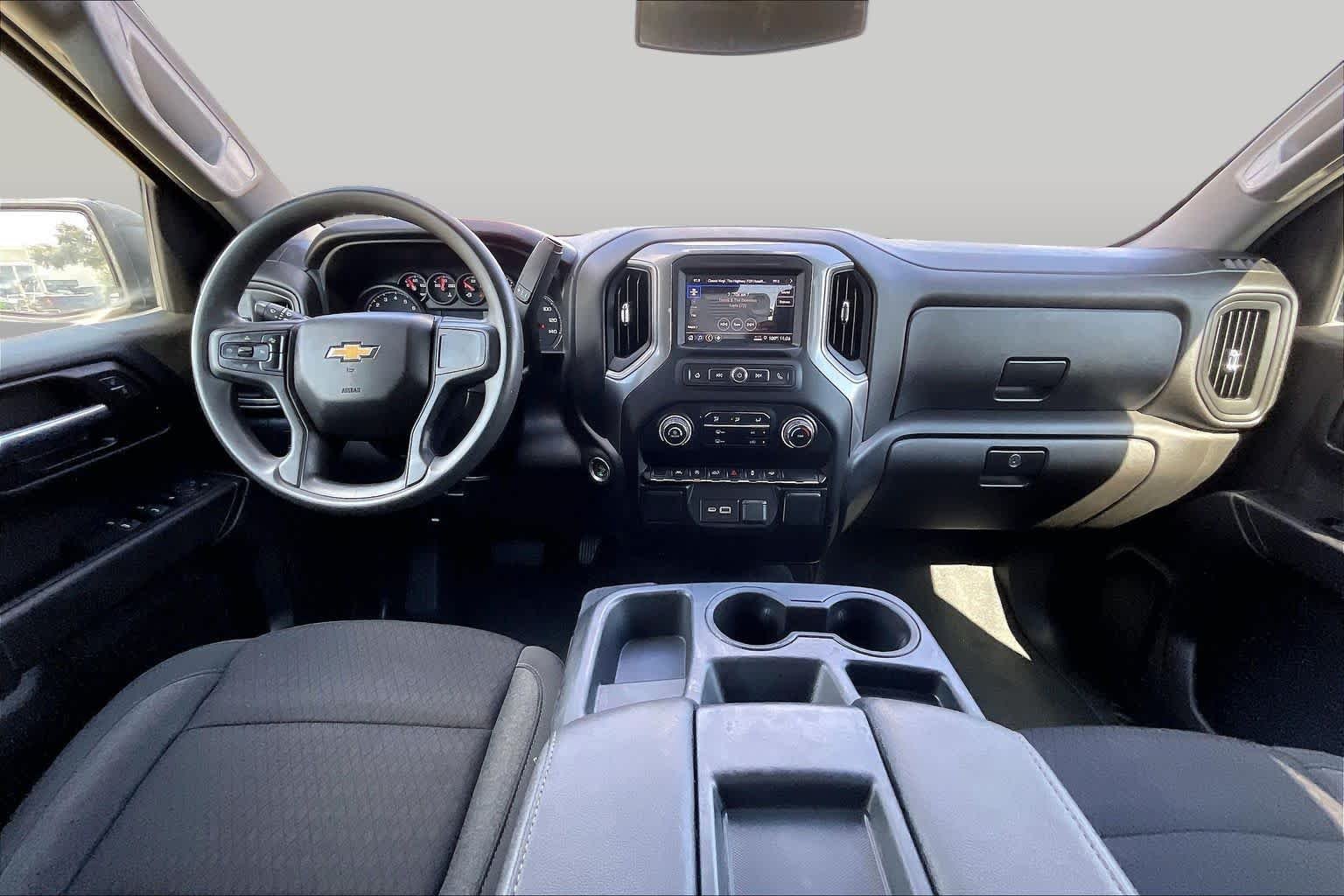 Used 2022 Dark Ash Metallic Chevrolet Custom image 15
