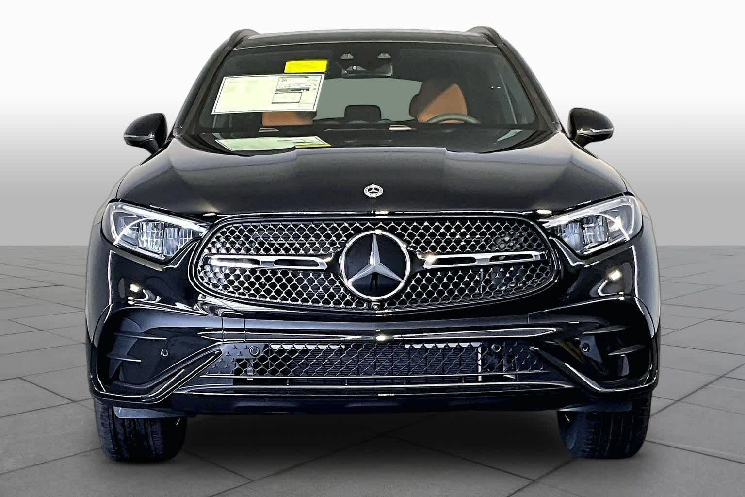 New 2026 Obsidian Black Metallic Mercedes-Benz GLC 300 image 2