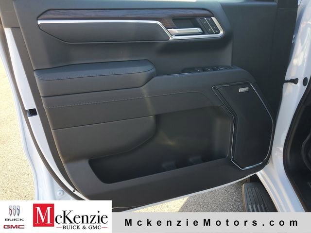 2026 GMC Sierra 1500 SLT - Photo 8