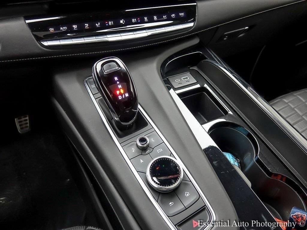 2024 Cadillac Escalade V-Series - Photo 22