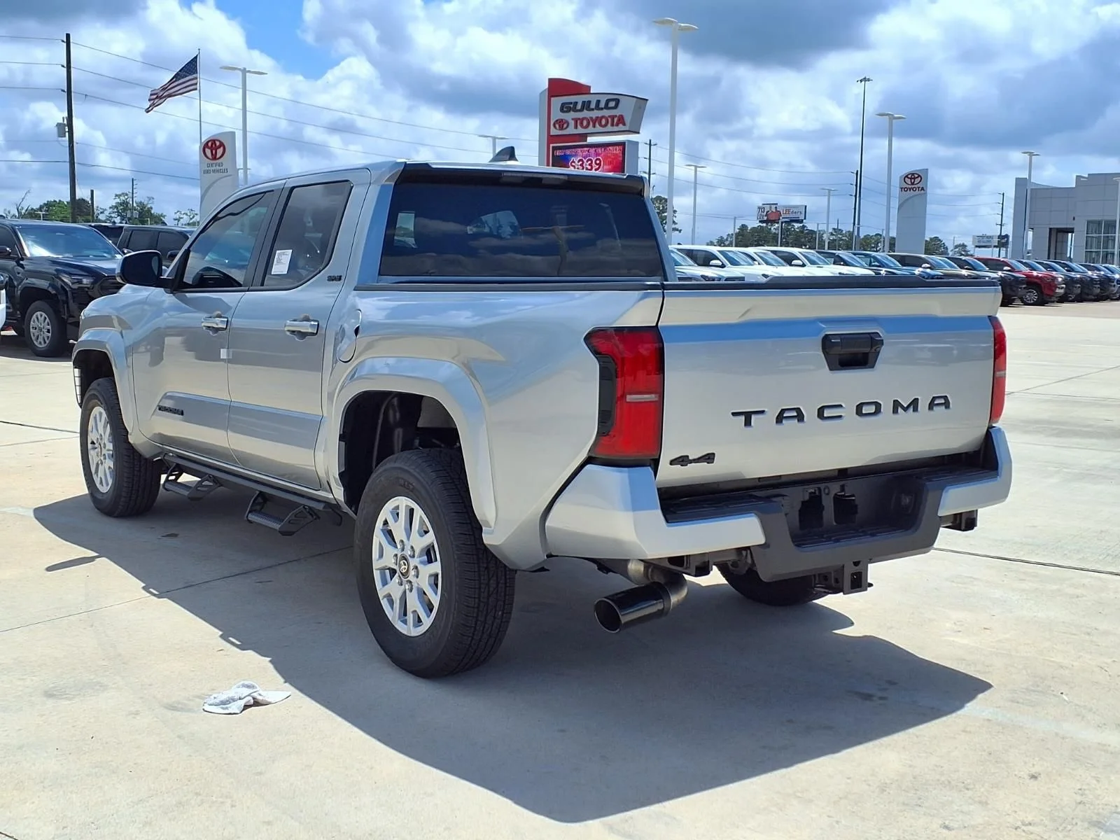 New 2026  Toyota SR5 image 2