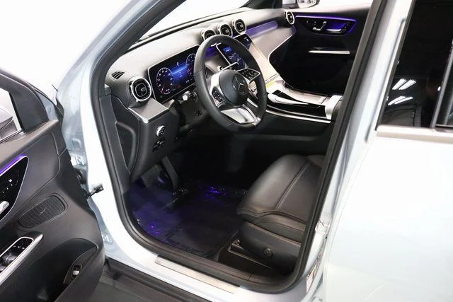 2025 Mercedes-Benz GLC Base - Photo 21