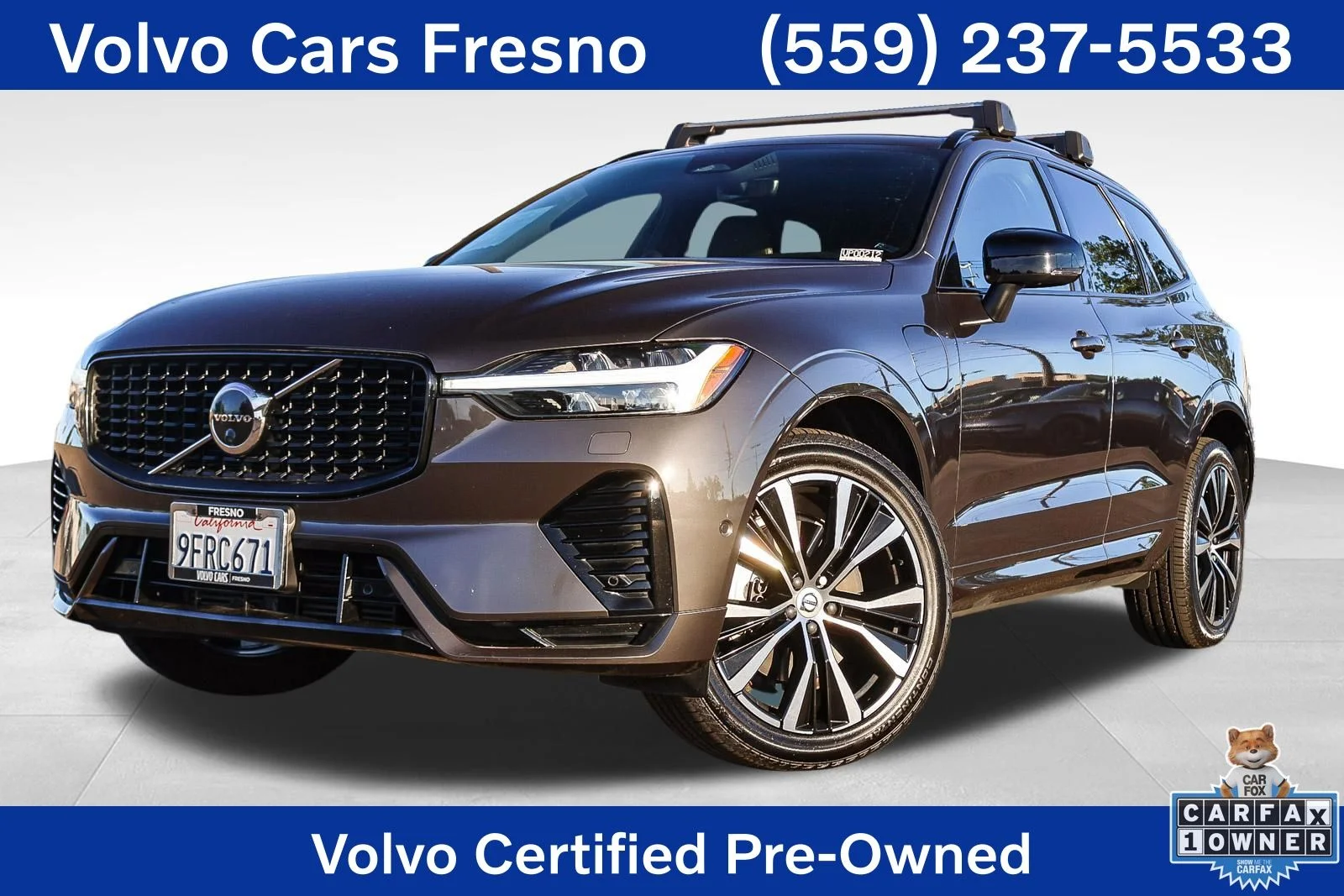 2023 Volvo XC60 T8 Ultimate Dark Theme AWD's photo