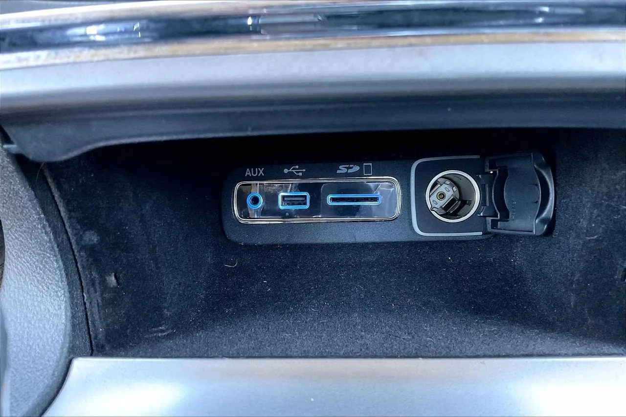 Certified Used 2017 Gray Jeep Summit image 19