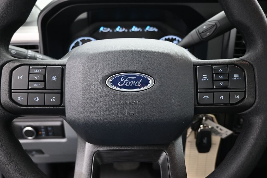 New 2025 Oxford White Ford XL image 10