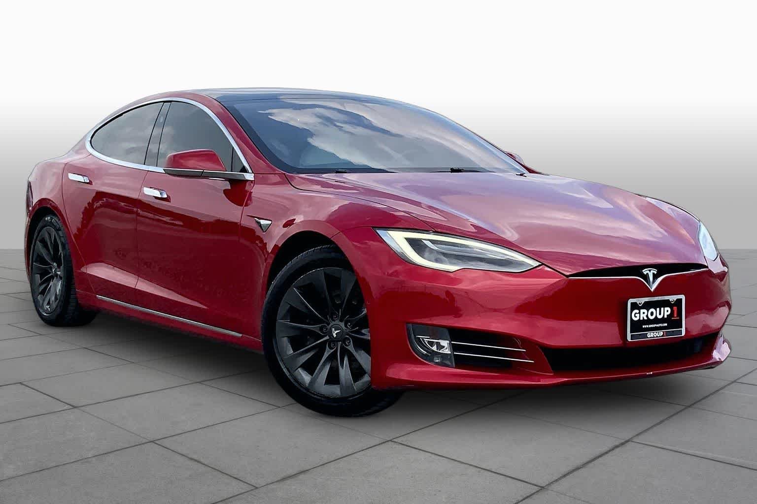 Used 2020 Red Multi-Coat Tesla Long Range Plus image 3