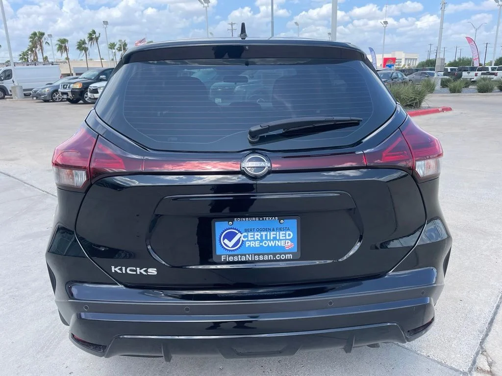 Used 2025 Black Nissan S image 6