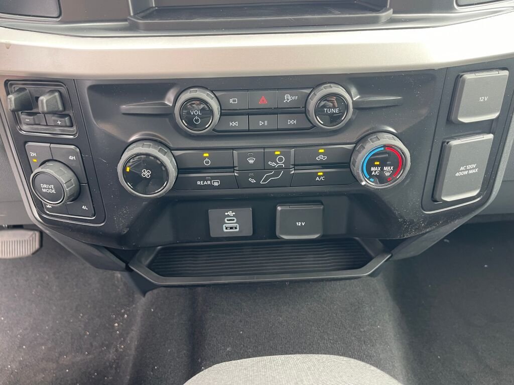 New 2026 Oxford White Ford XL image 12