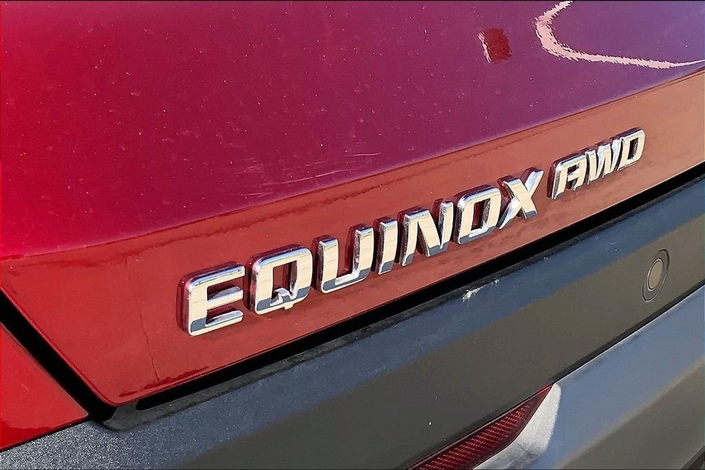 Used 2025 Radiant Red Tintcoat Chevrolet LT image 8