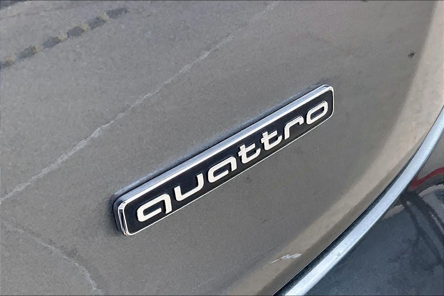 Used 2023 Daytona Gray Pearl Effect Audi S line Prestige image 10