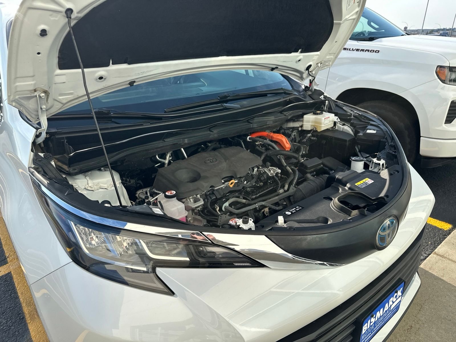 Used 2022 Beige Toyota XLE image 50