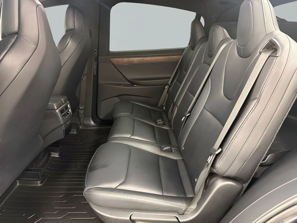 Used 2018 Black Tesla 100D image 13