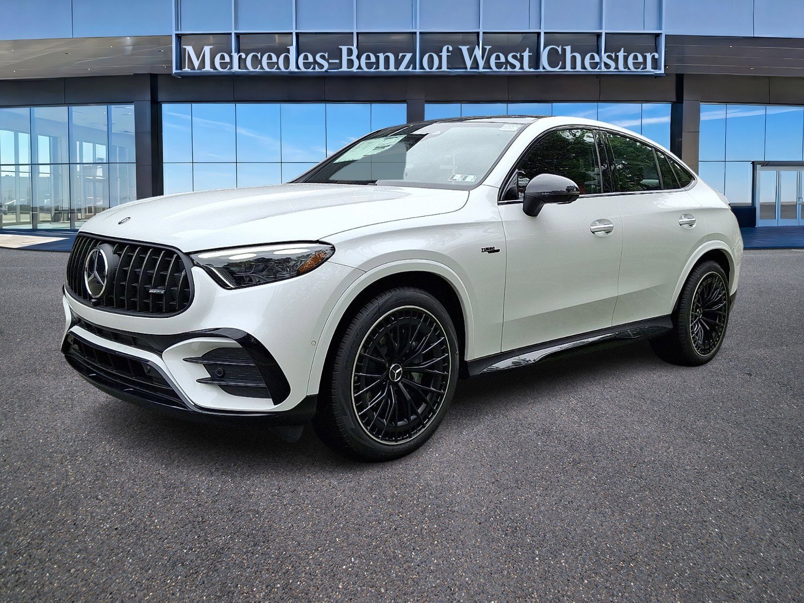 New 2026 MANUFAKTUR Moonlight White Metallic Mercedes-Benz AMG® GLC 43 4MATIC® Coupe image 25